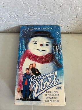 Petits Papa Noël (Snowman) Michael Keaton - Blue/Red Cover